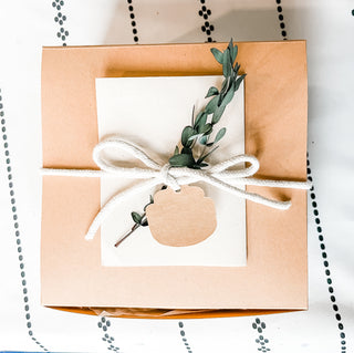 Curved leaf sustainable gift packaging ready to gift Kraft paper eucalyptus gift wrapping purchase
