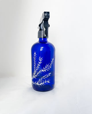 Hand painted blue glass with white painted wildflower design plant mister for indoor plants spray bottle for cottage core indoor garden tool living wall chinoiserie traditional decor unique gardening gifts glass sprat bottle