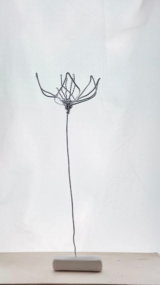 Lily lilies Lilly flower stem wire metal floral flowers wedding faux plants leaves persevered wedding bouquet forver flowers unique gifts for moms and flower lovers birth month May Taurus gifts handmade small business curved leaf custom fake wedding Gemini mid century whimsical modern minimalist dopamine decor made in America tabletop tablescape ideas houseplants leaves leaf decorations dried floral aluminum steel cute pretty flowers custom colors one-of-a-kind affordable fake flowers artificial