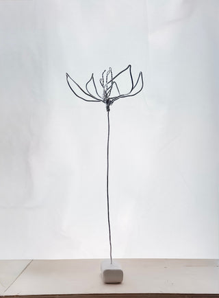 Lily lilies Lilly flower stem wire metal floral flowers wedding faux plants leaves persevered wedding bouquet forver flowers unique gifts for moms and flower lovers birth month May Taurus gifts handmade small business curved leaf custom fake wedding Gemini mid century whimsical modern minimalist dopamine decor made in America tabletop tablescape ideas houseplants leaves leaf decorations dried floral aluminum steel cute pretty flowers custom colors one-of-a-kind affordable fake flowers artificial
