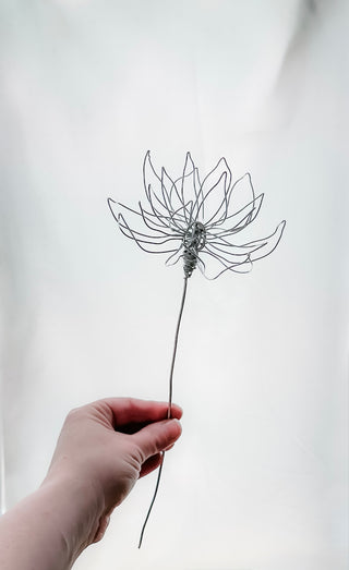 water Lilly lily lilies flower stem wire metal floral flowers wedding faux plants leaves persevered wedding bouquet forever flowers unique gifts for moms and flower lovers birth month gifts handmade small business curved leaf custom fake wedding July cancer Leo zodiac gifts minimalist dopamine decor made in America tabletop tablescape ideas houseplants leaves leaf decorations dried floral aluminum steel cute pretty flowers custom colors one-of-a-kind affordable fake flowers artificial fall