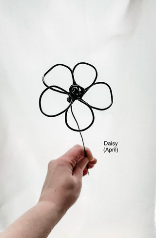 Daisy daisies April flower stem wire metal floral flowers wedding faux plants leaves persevered wedding bouquet forever flowers unique gifts for moms and flower lovers birth month gifts handmade small business curved leaf custom fake wedding  November Scorpio zodiac gifts minimalist dopamine decor made in America tabletop tablescape ideas houseplants leaves leaf decorations dried floral aluminum steel cute pretty flowers custom colors one-of-a-kind affordable fake flowers artificial fall