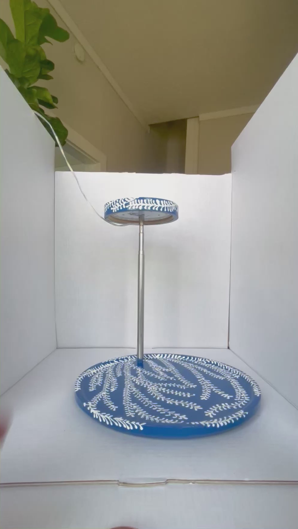 Bridgerton regency blue botanical fern design abstract nature painting hand painted small business sustainable plant light led desk lamp lighting Disney coquette traditional decor indoor gardening houseplant unique plant lover chinoiserie blue and white ceramics 